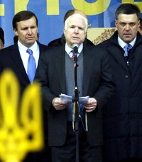 Сенатор Маккейн: неудачный клон сэра Черчилля