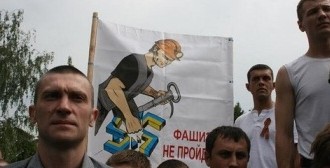 Donetsk miners strike against war